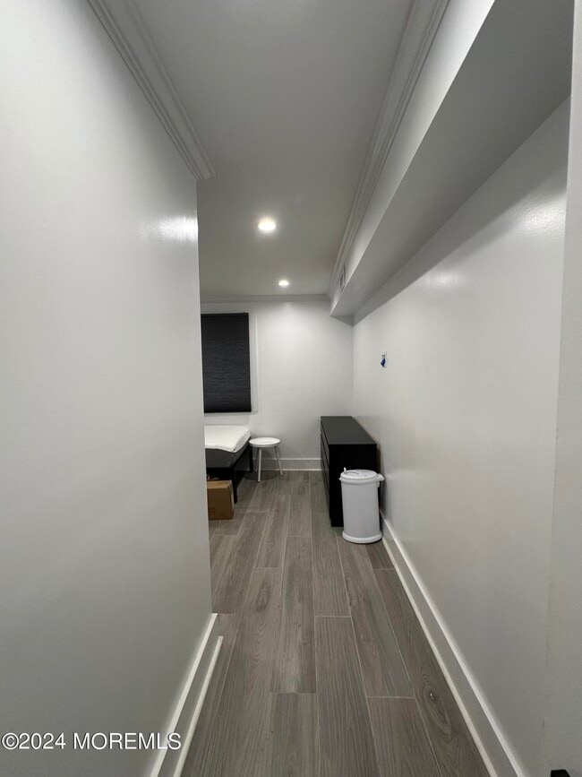 Building Photo - 46 Hilltop Rd