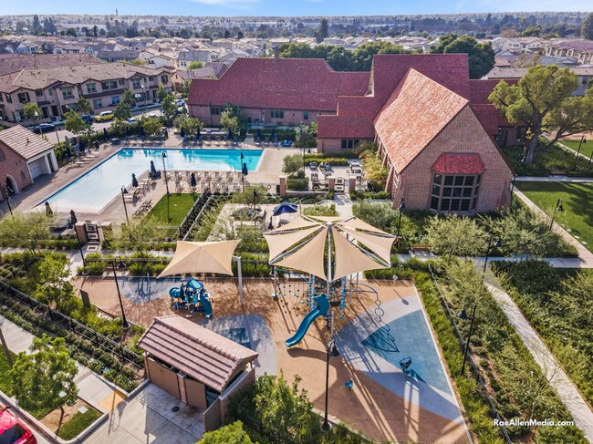 Building Photo - 7351 Wisteria Ln