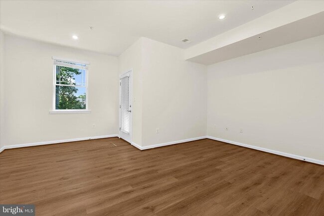 Building Photo - 1110 Thomas Trl