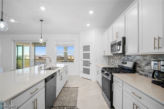 Building Photo - 15194 Bluffton Ln