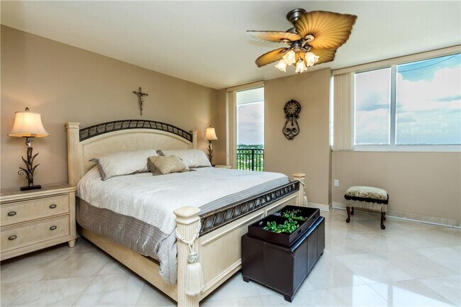 Building Photo - 2001 N Ocean Blvd