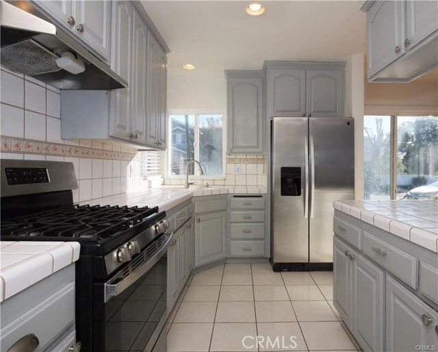 Building Photo - 613 36th St