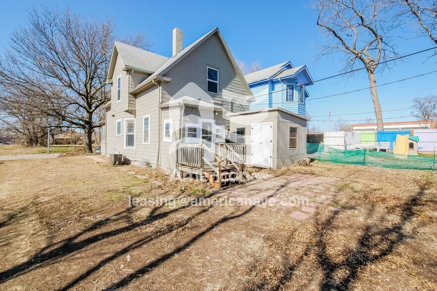 Building Photo - 2049 Florence Blvd