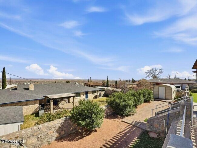 Building Photo - 9000 Rancich St