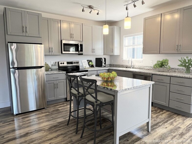 Building Photo - Brookview Commons West - Studios, 1BR, 2BR Apartments