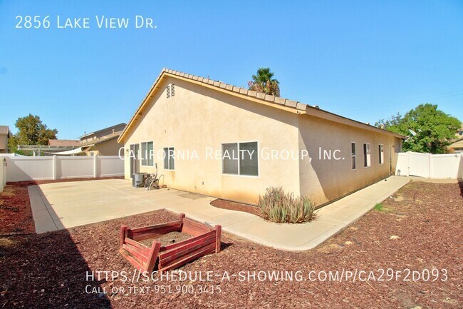 Building Photo - 2856 Lake View Dr