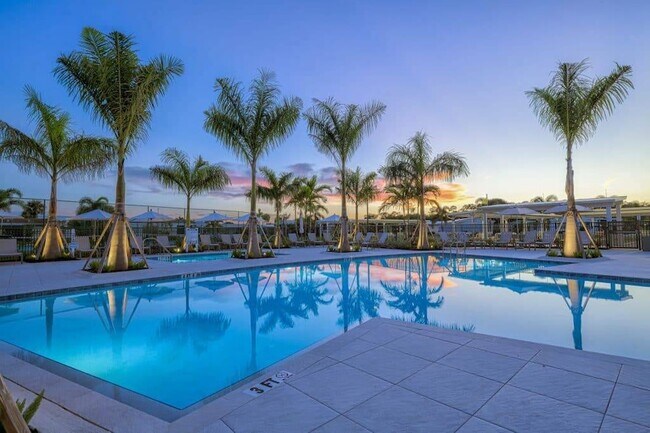 Building Photo - 128 Needle Palm Ln