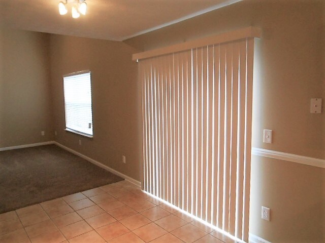 Building Photo - 2464 Miami Village Dr
