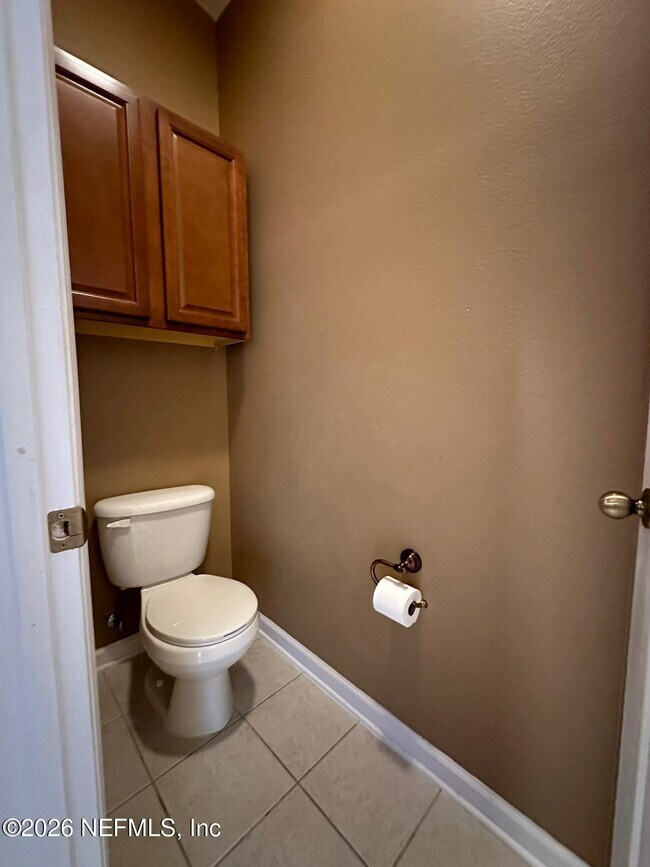 Building Photo - 5880 Sandstone Way