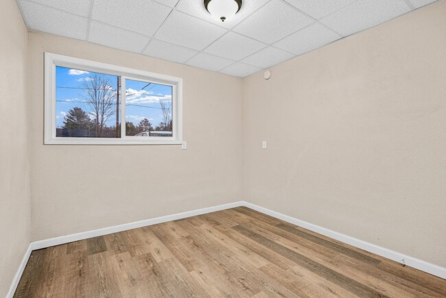 Building Photo - 311 Novak St