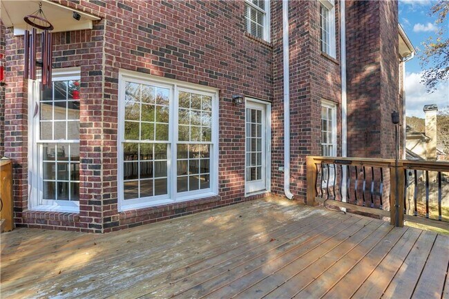 Building Photo - 127 Tara Blvd