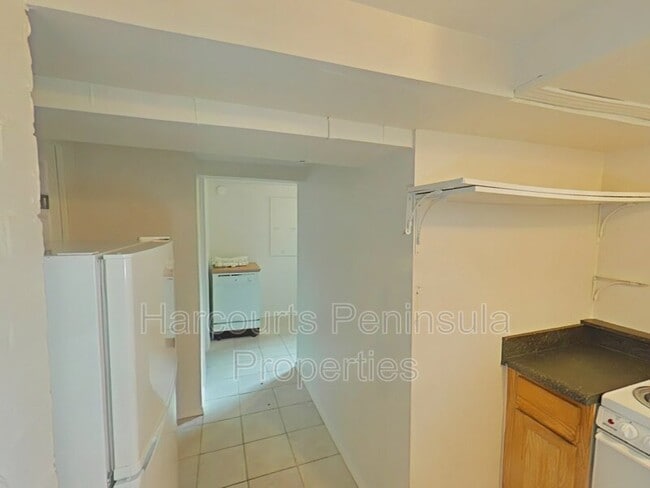 Building Photo - 1321 Elizabeth Ave