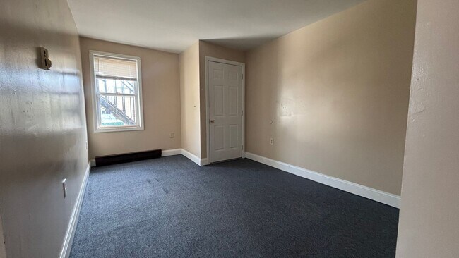 Building Photo - 21-27 West St.