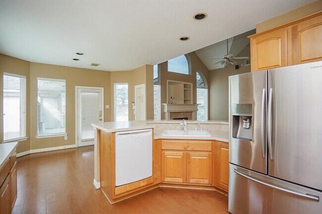 Building Photo - 5815 Coral Springs Ct