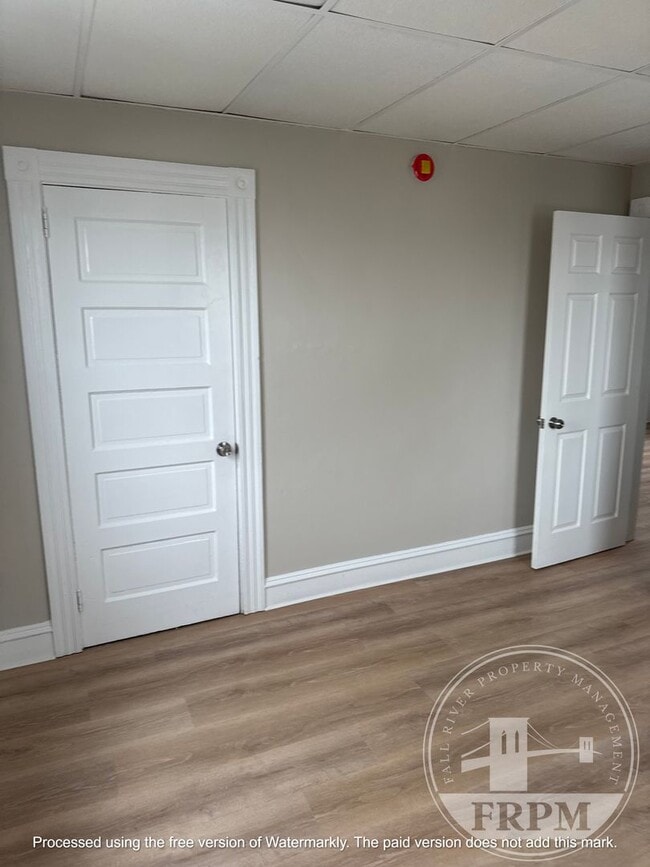 Building Photo - 33 16th St