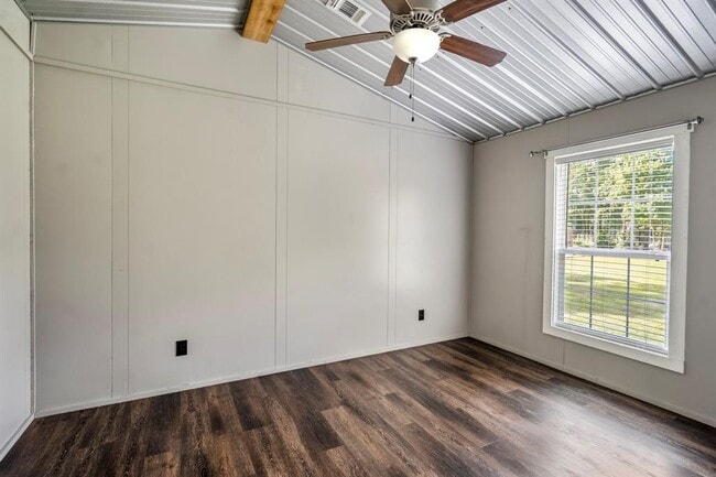Building Photo - 11419 Leonidas Horton Rd