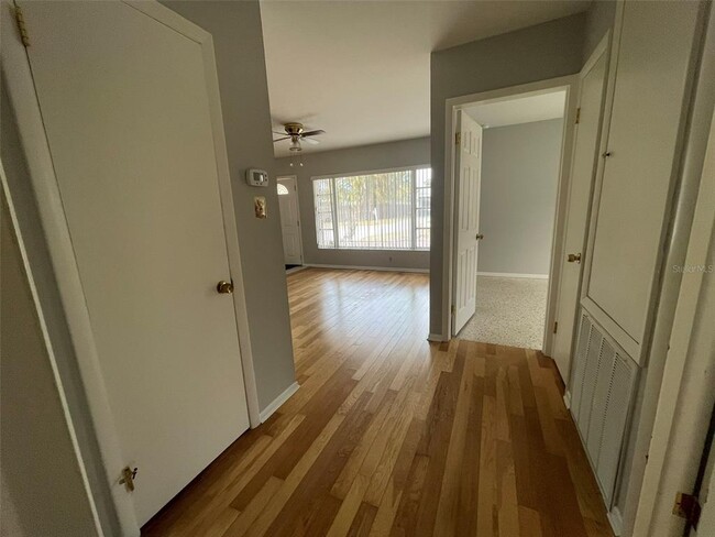 Building Photo - 804 53rd Ave Dr W