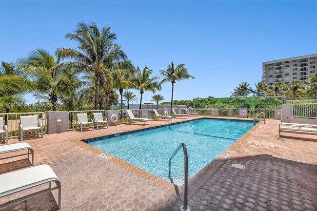 Building Photo - 9341 Collins Ave