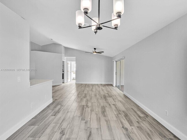 Building Photo - 2022 NW 9th Terrace