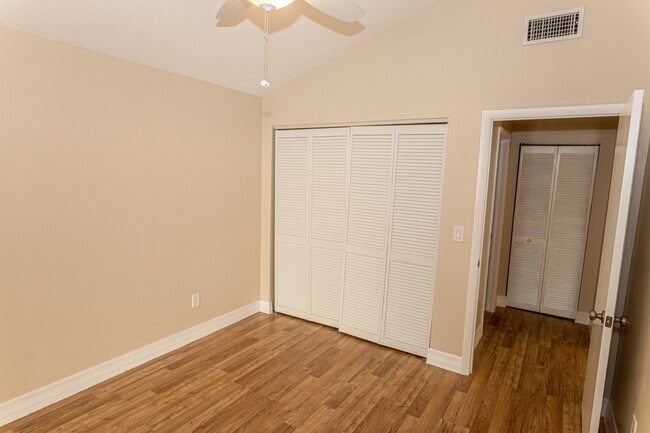 Building Photo - 13391 Broadhurst Loop