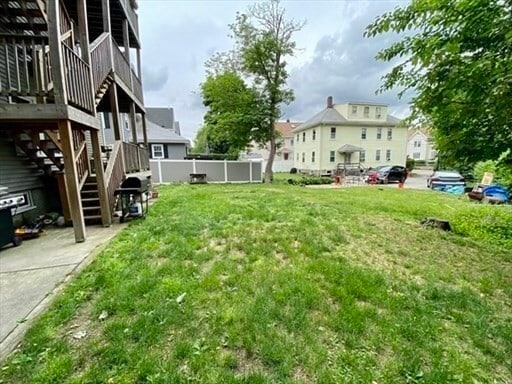 Building Photo - 40 Laurel St