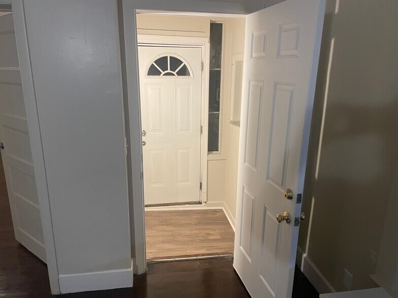 Front entrance - 91 Wolcott St