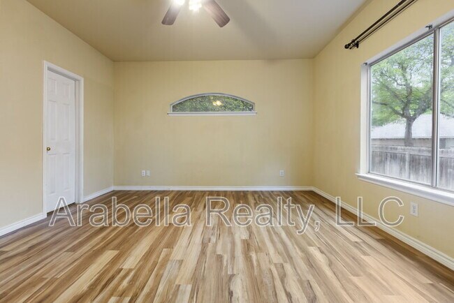 Building Photo - 2832 Berry Trace