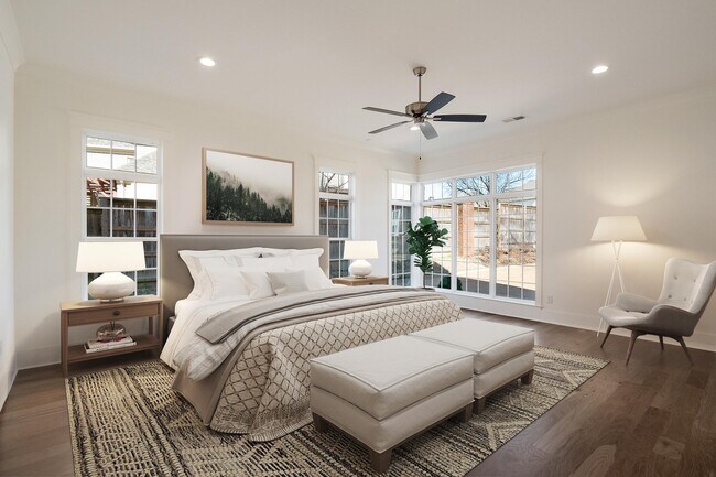 Building Photo - 1117 E Irvin Dr