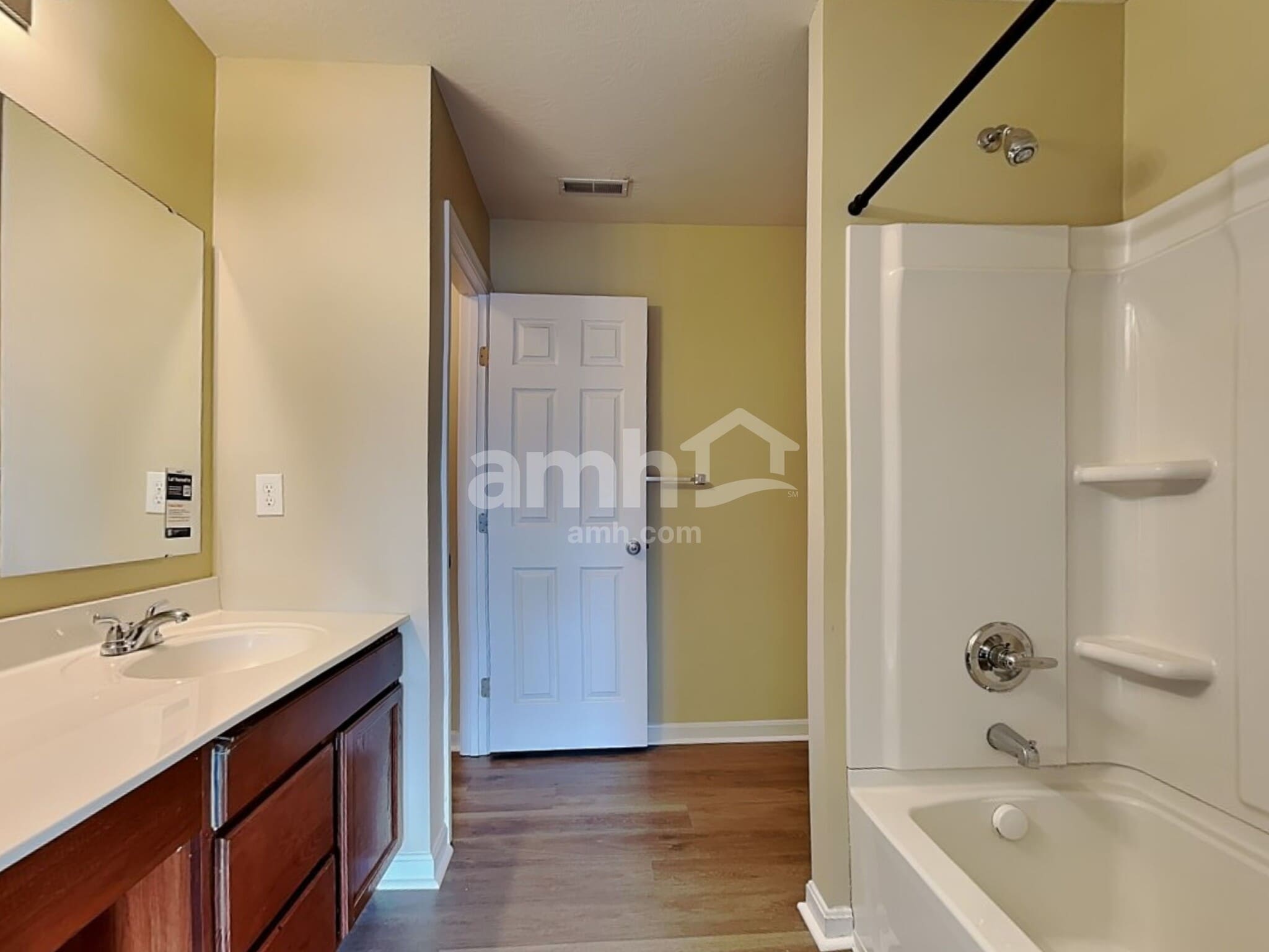 Building Photo - 1191 Summerlake Dr