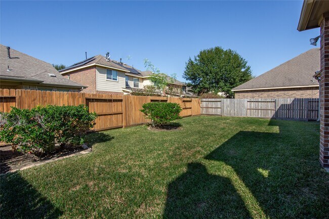 Building Photo - 24322 Bella Florence Dr