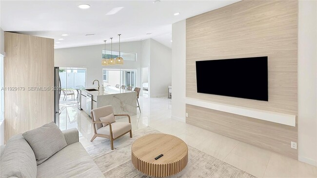 Building Photo - 600 Stanton Dr