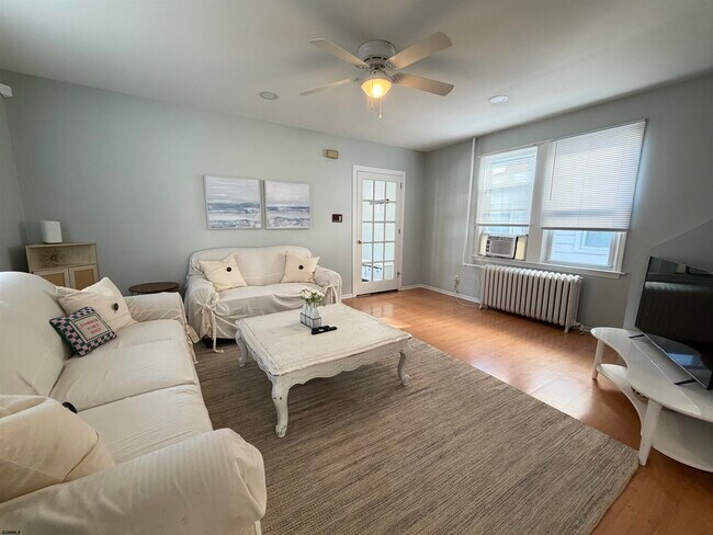 Building Photo - 17 N Buffalo Ave