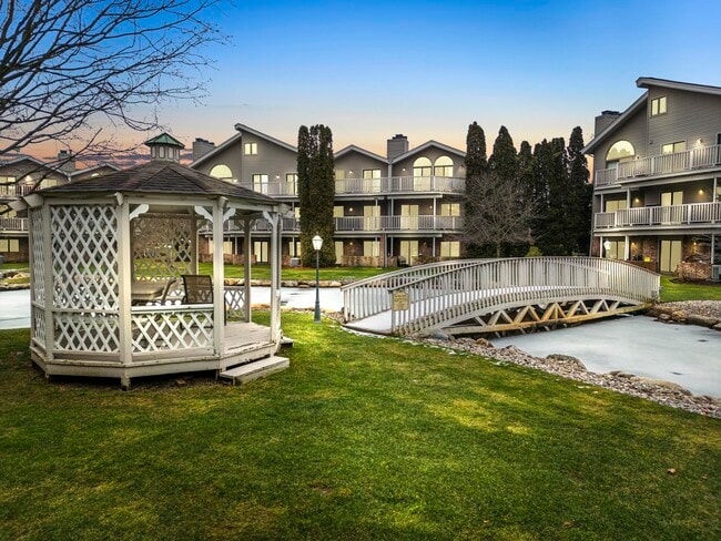 Building Photo - 21096 Boulder Cir