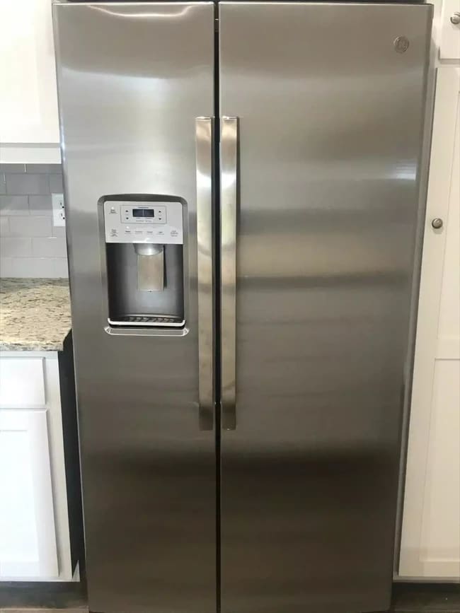 Building Photo - 632 W Clark St