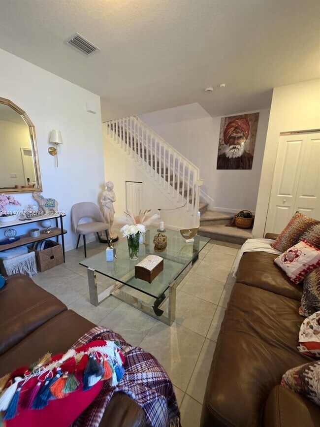 Building Photo - 23337 SW 128th Ave