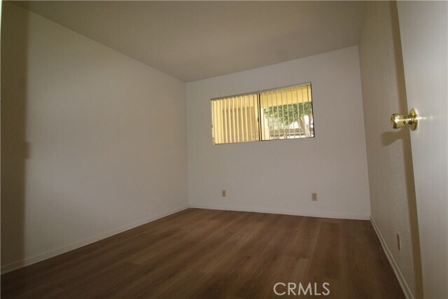 Building Photo - 2800 Los Felices Cir E