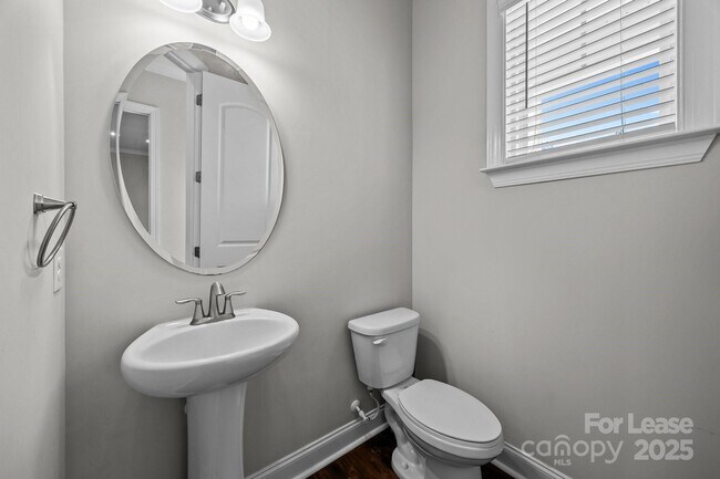 Building Photo - 13715 Jacks Ln