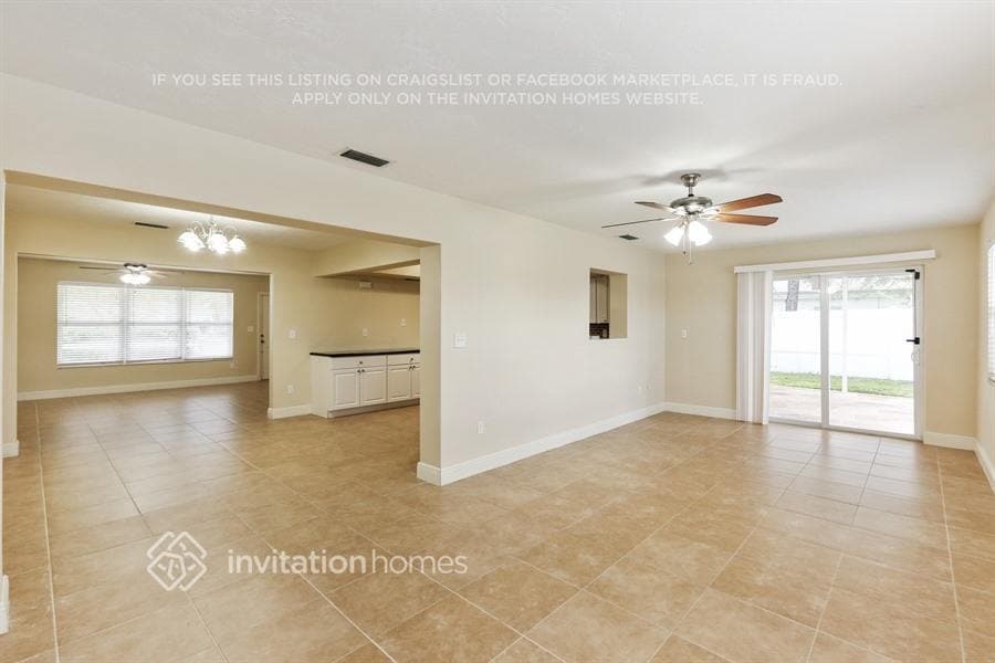 Building Photo - 10320 NW 18th Pl