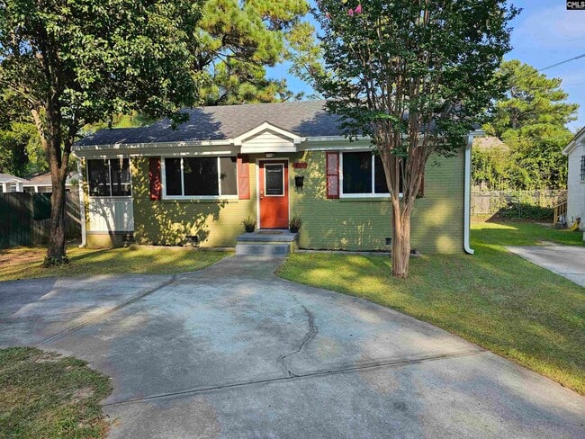 Building Photo - 802 Kilbourne Rd
