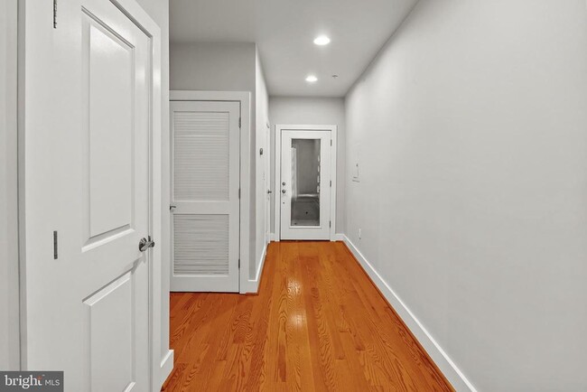 Building Photo - 2616 Garfield St NW