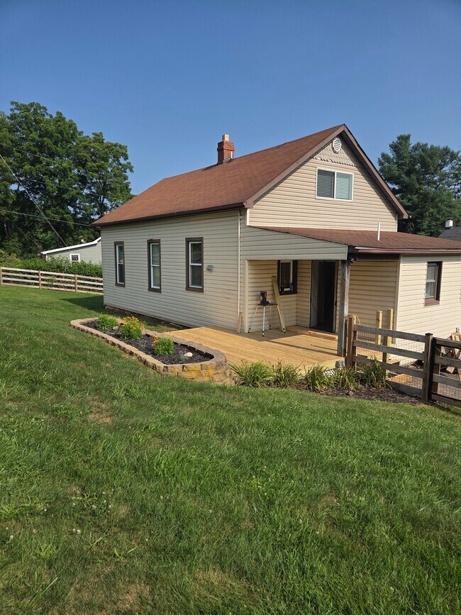 Building Photo - 3200 Gapland Rd