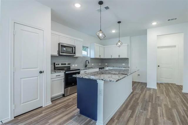 Building Photo - 3228 Tuskegee St