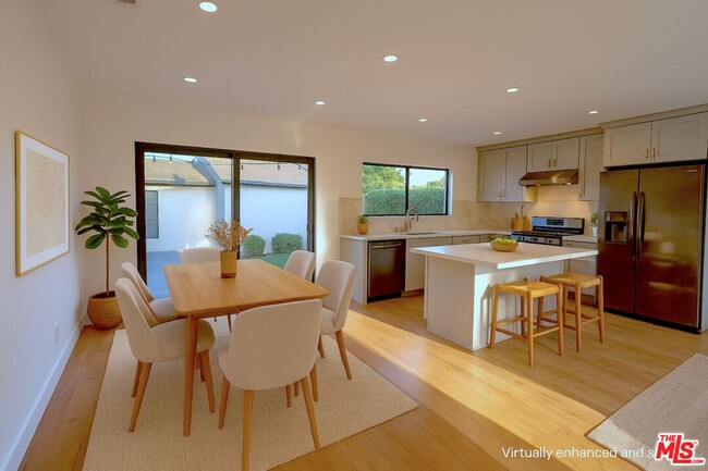 Building Photo - 2930 Spaulding Ave