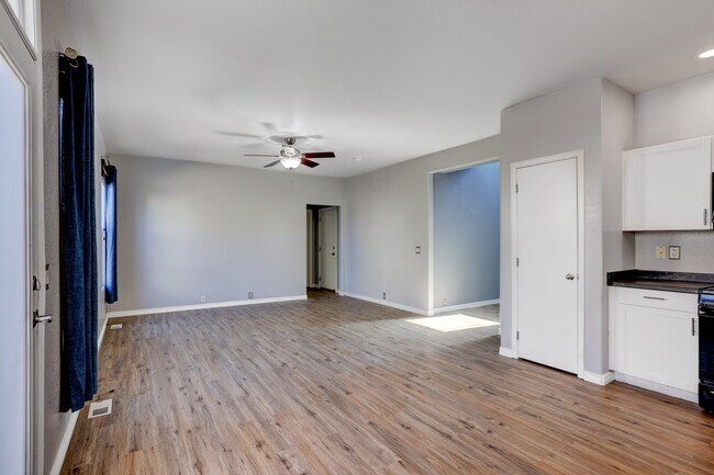 Building Photo - 11926 Rodez Grove
