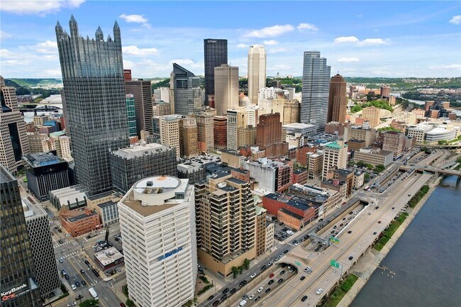 Building Photo - 151 Fort Pitt Blvd