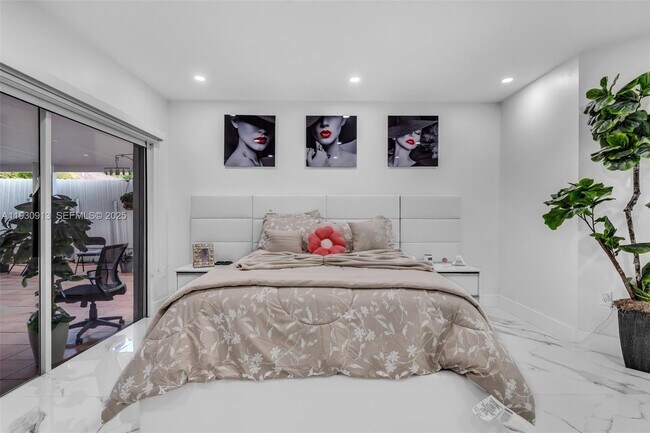 Building Photo - 20823 SW 126th Ct