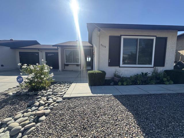 Primary Photo - 4759 Live Oak Ct