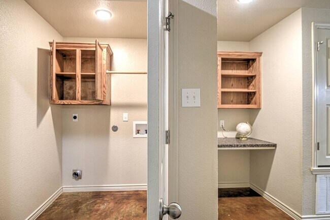 Building Photo - 1607 Powder River Dr APT A