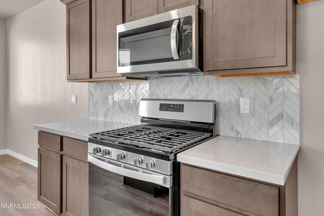 Building Photo - 1466 Copper Point Cir