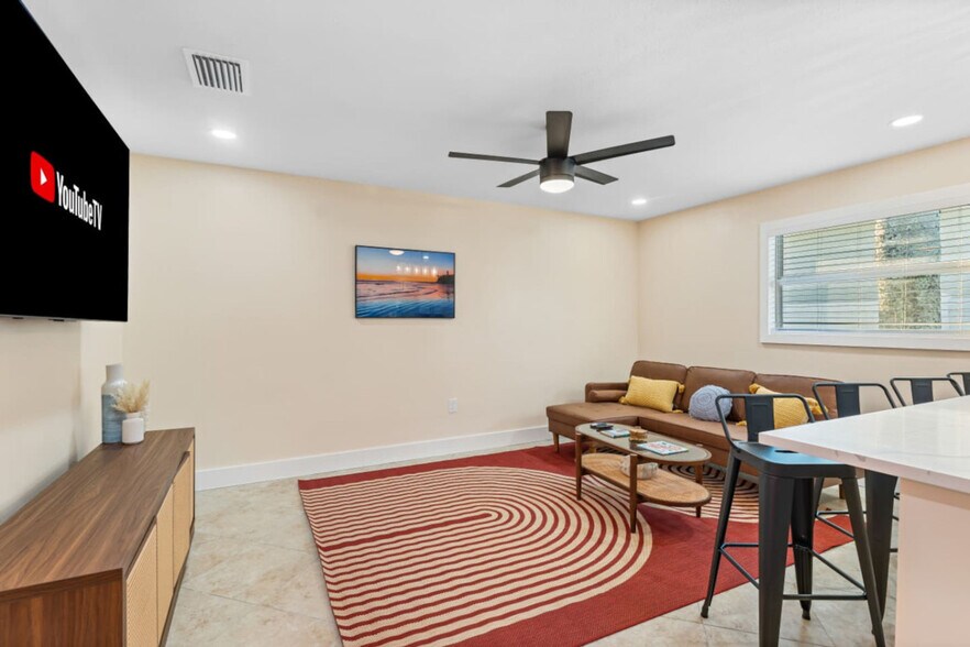 Building Photo - 79 S Brevard Ave